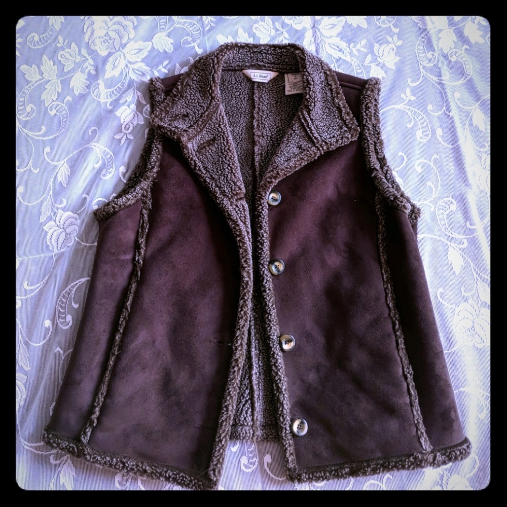 LL Bean women's size small Sherpa vest Brown S
